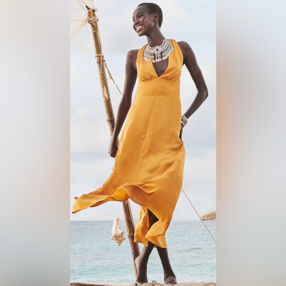 Banana Republic maxi dress, yellow, NWT Sz 4 wedding guest or bridesmaid